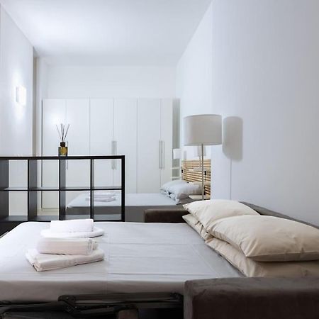 Apartment Isaia - 10 Minutes From Piazza Maggiore Bologna Exteriör bild